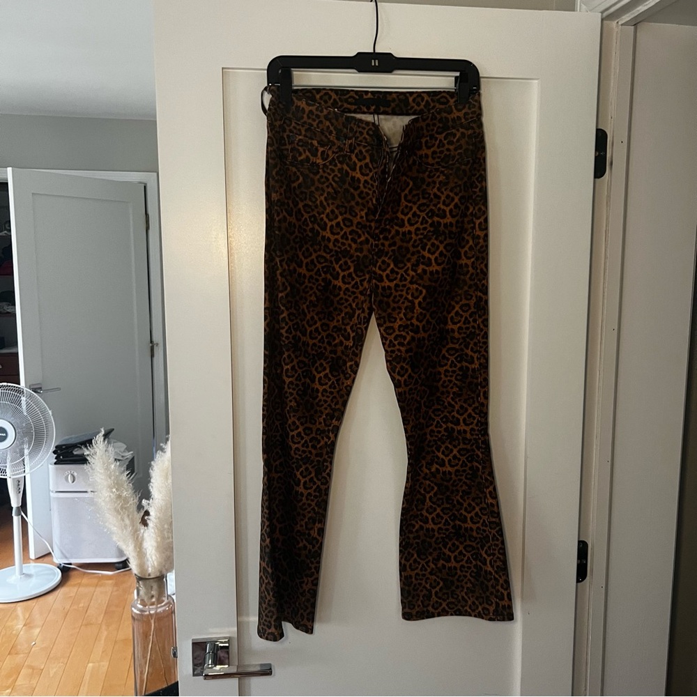 like new cheetah pants- cropped flare- jegging
